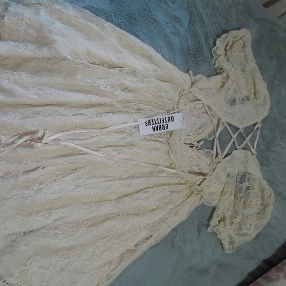 Urban Outfitters summer dress - Picture 2 of 5